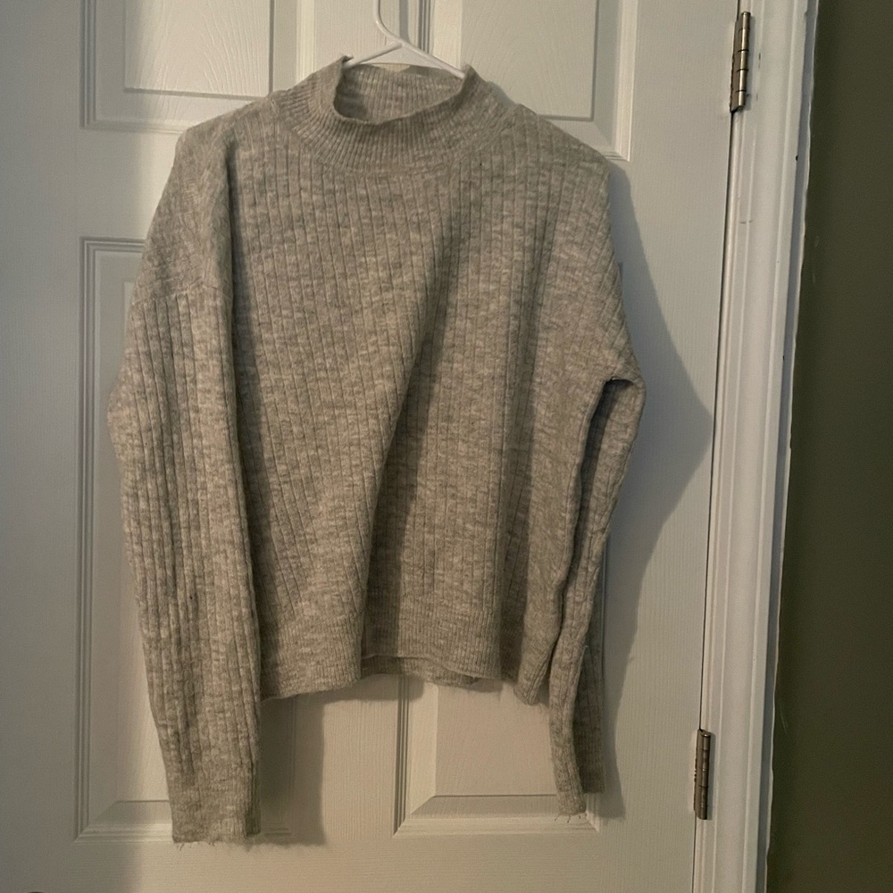 Dreamers Light Gray Women's Turtleneck Sweater